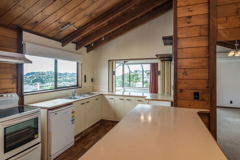 14 Arahanga Grove, Maupuia, Wellington - Carousel 10