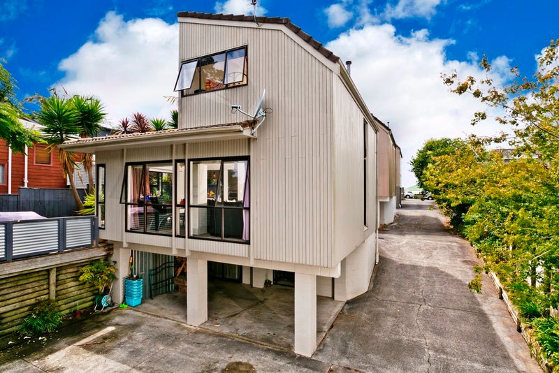 3/45 Rawene Road, Birkenhead, Auckland - Carousel 1