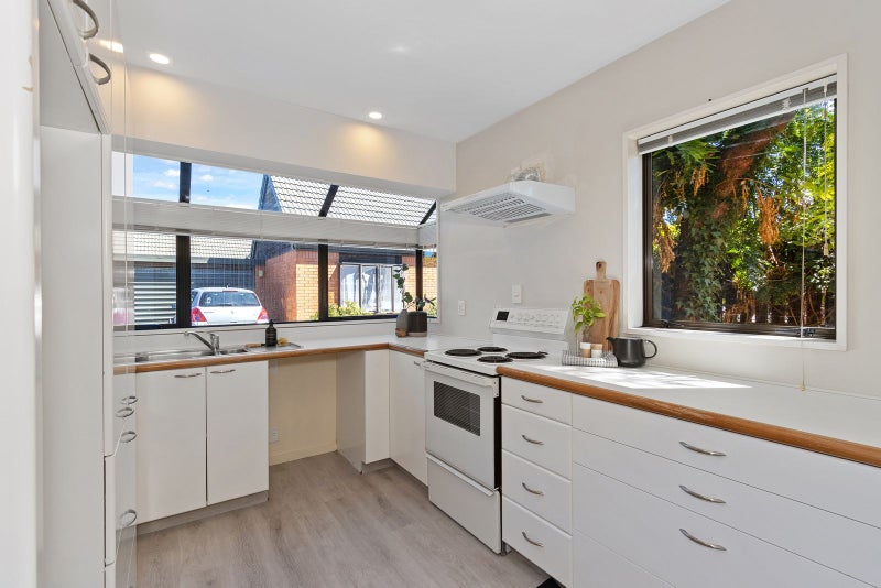 5/415 Mairehau Road, Parklands, Christchurch - Carousel 2