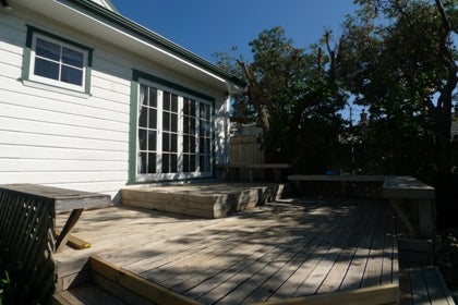 145 Queens Drive, Lyall Bay, Wellington - Carousel 1