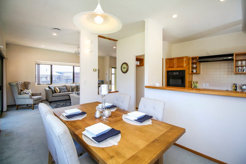 1/15 Essington Place, Half Moon Bay, Auckland - Carousel 10