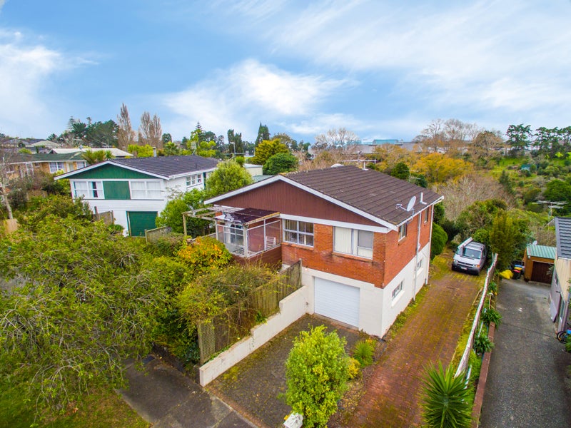 18 Kempthorne Crescent, Mission Bay, Auckland - Carousel 2
