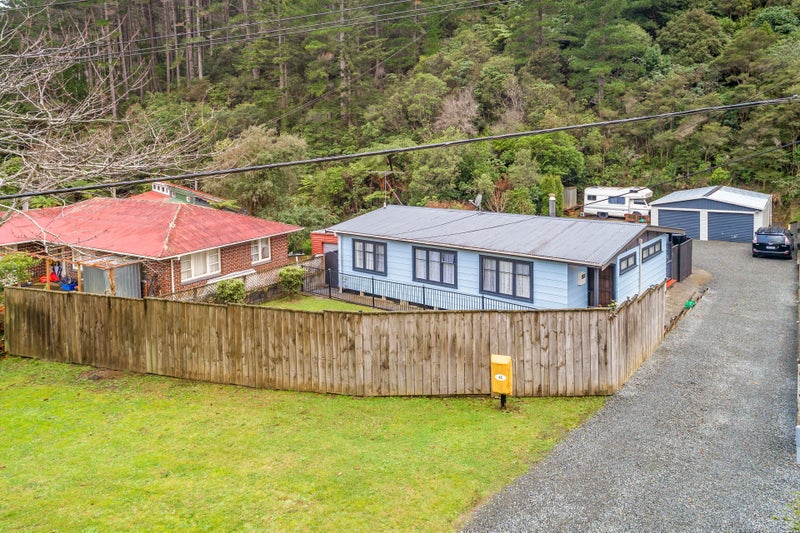 45 Elmslie Road, Pinehaven, Upper Hutt - Carousel 2