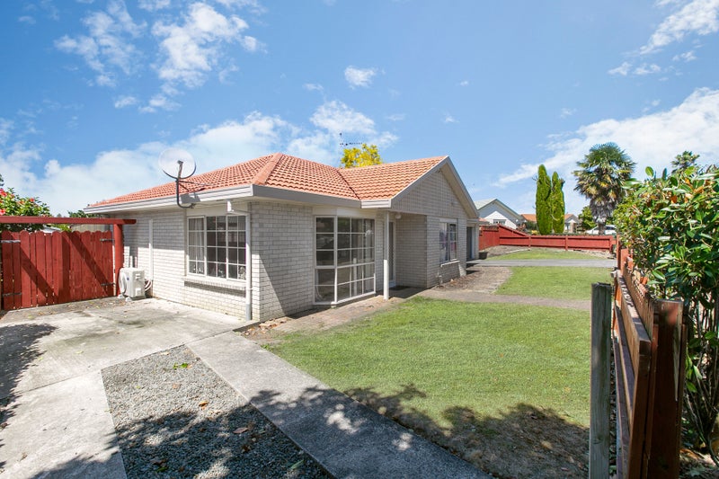 10 Colt Place, Randwick Park, Auckland - Carousel 2