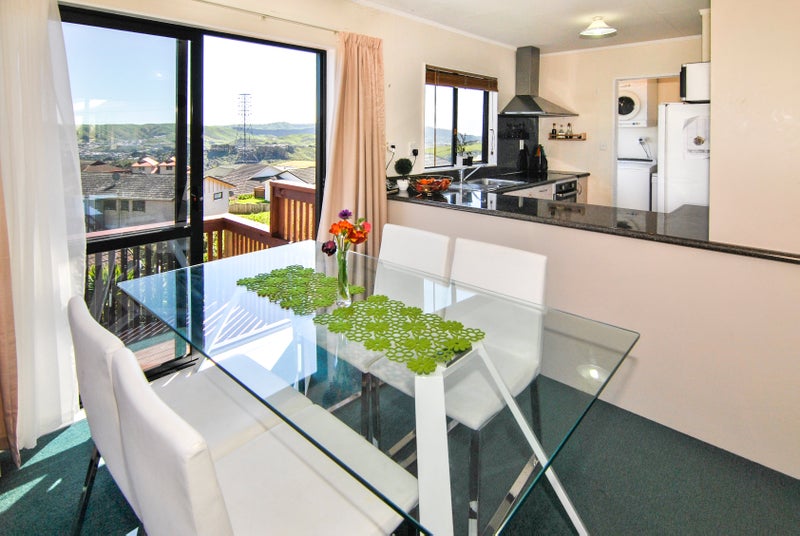 21B Woodridge Drive, Woodridge, Wellington - Carousel 1