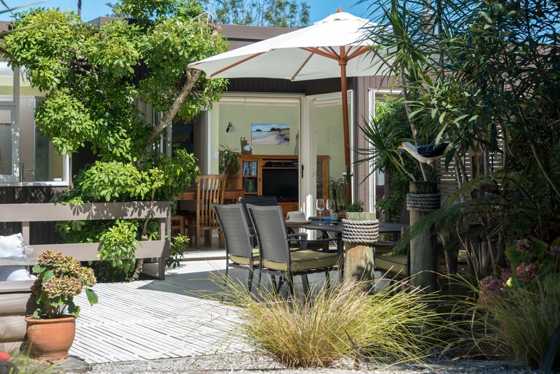 48 Kempthorne Crescent, Mission Bay, Auckland - Carousel 1