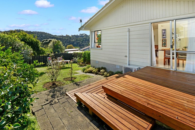 2/19 Glastron Place, Bayview, Auckland - Carousel 10