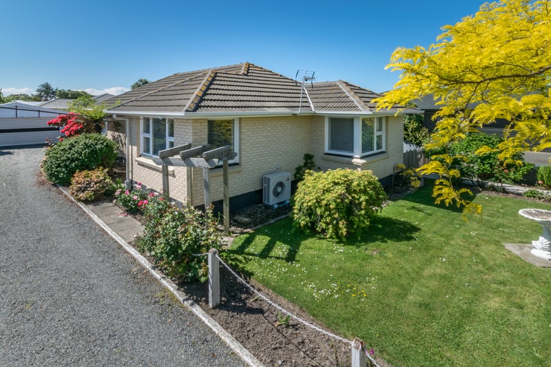 11 Bideford Place, Dallington, Christchurch - Carousel 1