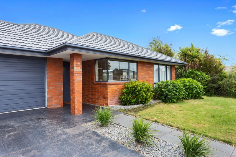 33 Puhara Avenue, Parklands, Christchurch - Carousel 1