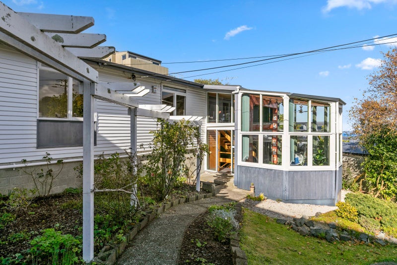 4 Taku Matenga Grove, Korokoro, Lower Hutt - Carousel 2