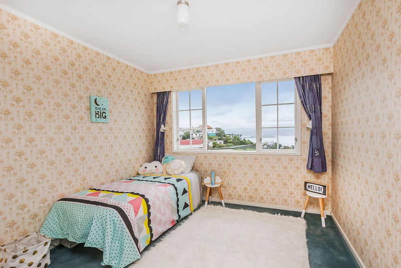 18 Lohia Street, Khandallah, Wellington - Carousel 10