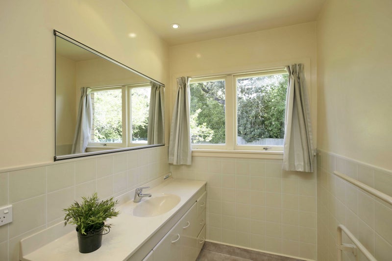 108A Hackthorne Road, Cashmere, Christchurch - Carousel 10