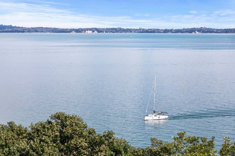 52 Kennedy Point Road, Surfdale, Waiheke Island - Carousel 1