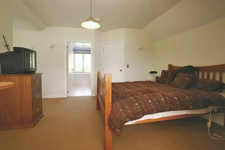 487 Portobello Road, Macandrew Bay, Dunedin - Carousel 10