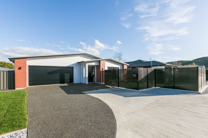 14 West Place, Greenmeadows, Napier - Carousel 17
