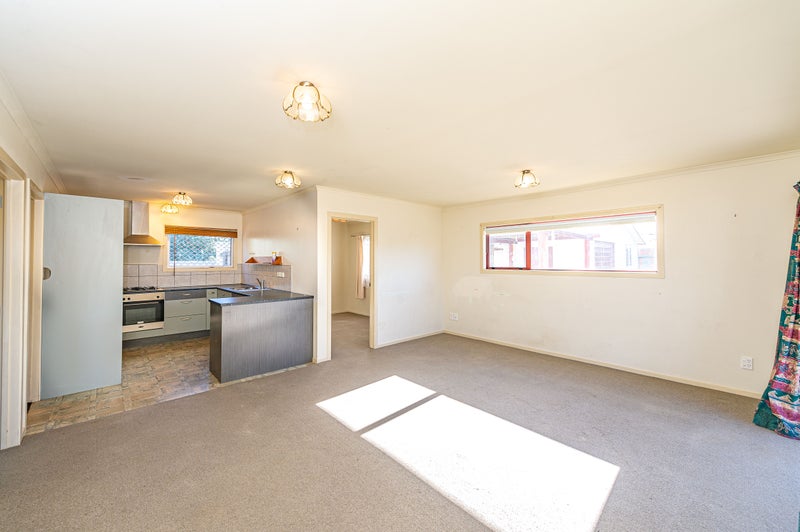 18A Swiss Avenue, Gonville, Whanganui - Carousel 2