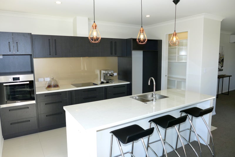 10 Ruakituri Place, Te Awa, Napier - Carousel 2
