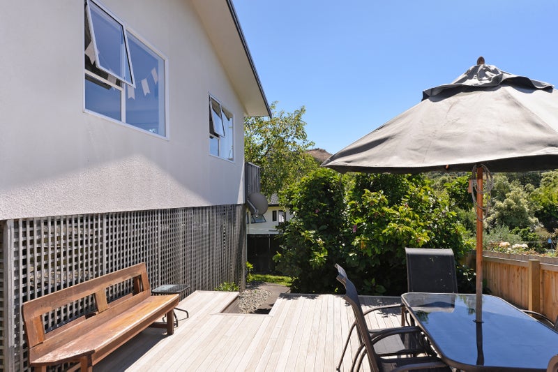 2/4 Ulster Street, Wakatu, Nelson - Carousel 2