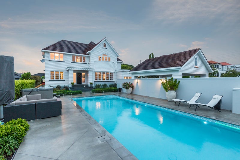 80 Selwyn Avenue, Mission Bay, Auckland - Carousel 2