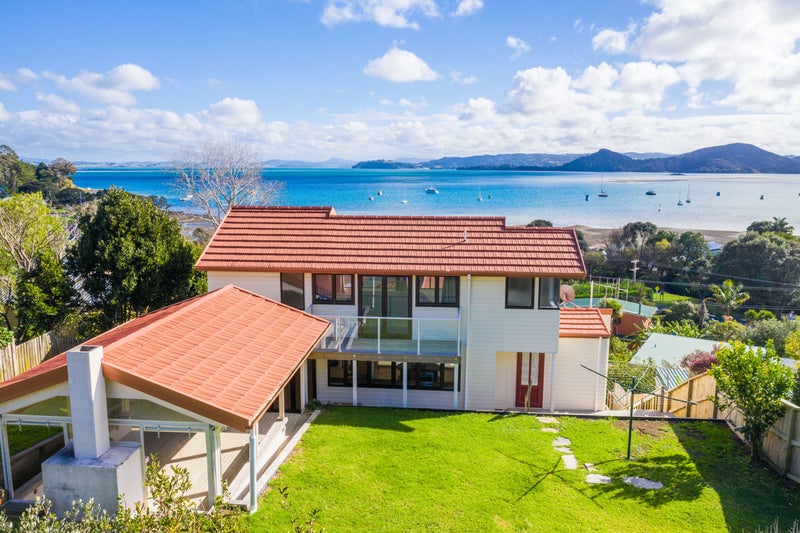 2079 Whangarei Heads Road, Whangarei - Carousel 1
