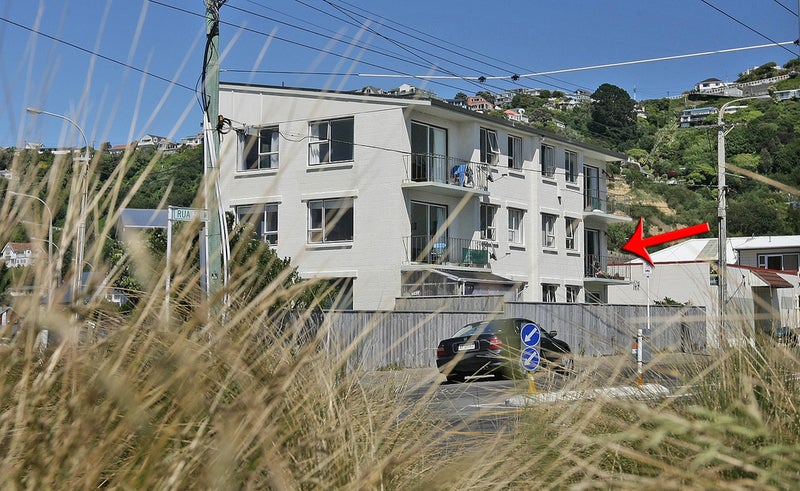 3/102 Lyall Parade, Lyall Bay, Wellington - Carousel 2