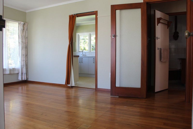 3/0 Taharoto Road, Takapuna, Auckland - Carousel 2