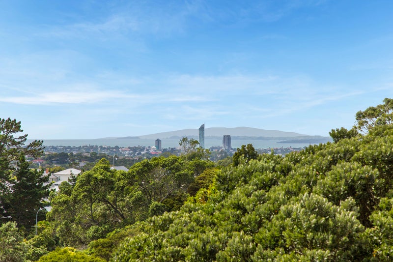 9/99 Mokoia Road, Birkenhead, Auckland - Carousel 2