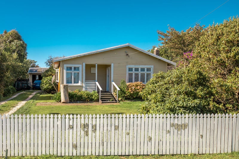 13 Tasman Street, Carters Beach, Westport - Carousel 1
