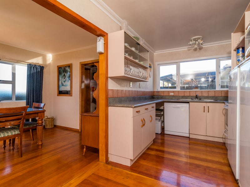 328 Frimley Road, Frimley, Hastings - Carousel 2