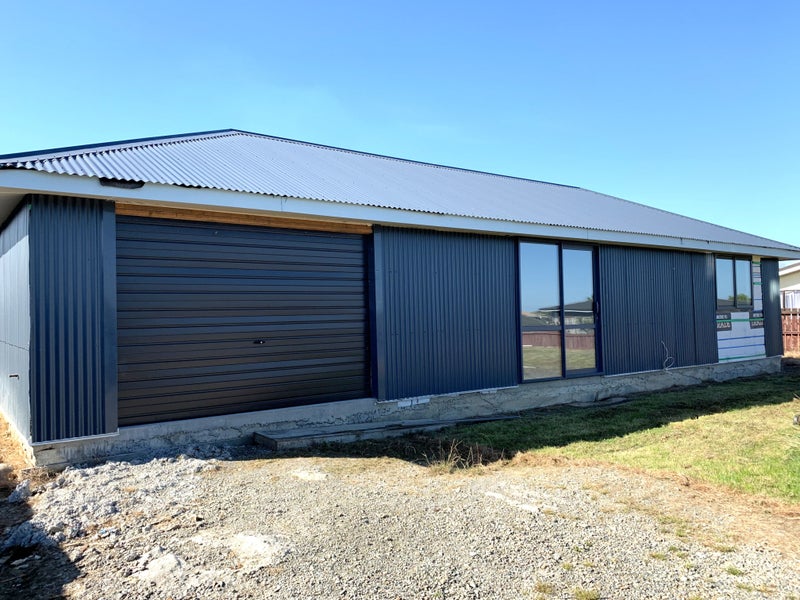 131 Mavora Crescent, Heidelberg, Invercargill - Carousel 1