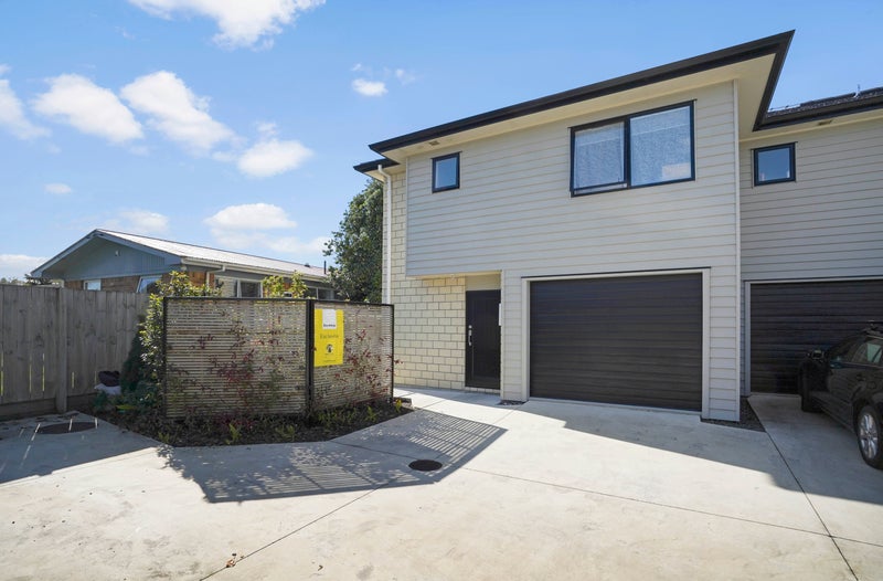4/56 Storey Avenue, Forest Lake, Hamilton - Carousel 1