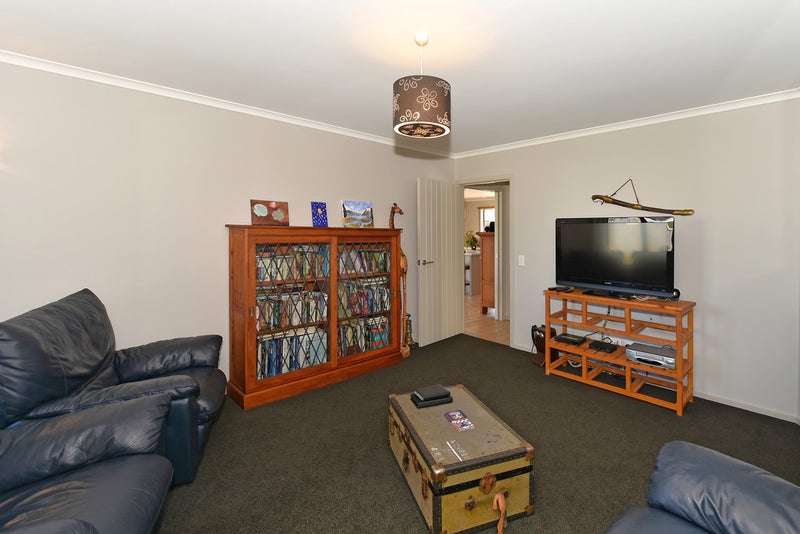 13 Cambelldon Crescent, Stoke, Nelson - Carousel 10