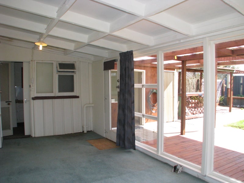 29 Ocean View Place, Leeston - Carousel 10