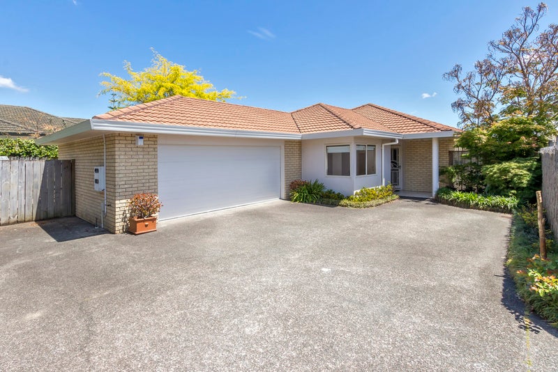 2/13 Ardagh Place, Dannemora, Auckland - Carousel 1