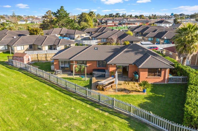 26 Joe F Stanley Place, Otahuhu, Auckland - Carousel 2