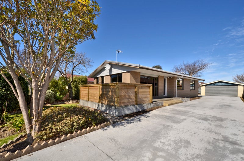 41 Sarabande Avenue, Redwood, Christchurch - Carousel 1