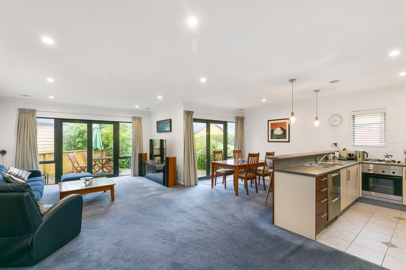 24 Futuna Close, Karori, Wellington - Carousel 2