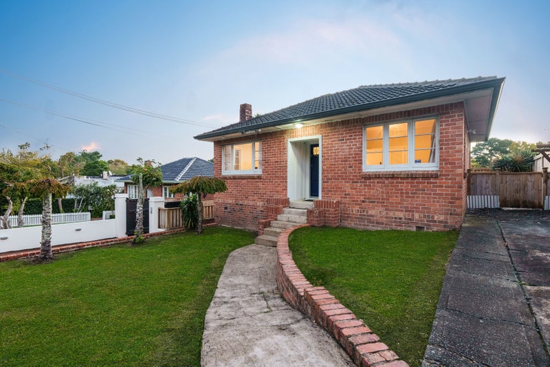 80 Malvern Road, Morningside, Auckland - Carousel 2