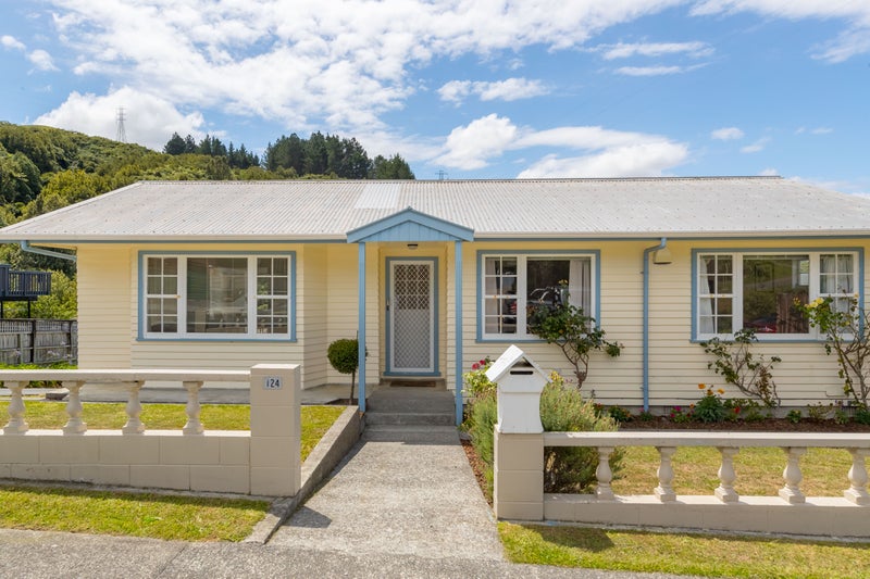 124 Tirohanga Road, Tirohanga, Lower Hutt - Carousel 2