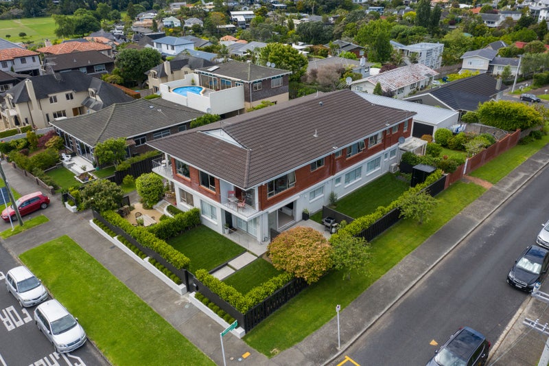 1/27 Rawhitiroa Road, Kohimarama, Auckland - Carousel 2