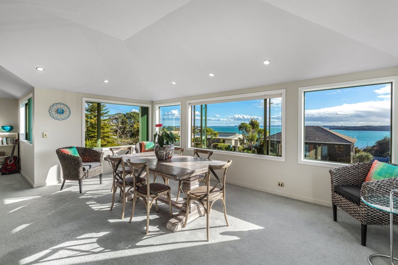 20 Kennedy Point Road, Surfdale, Waiheke Island - Carousel 2