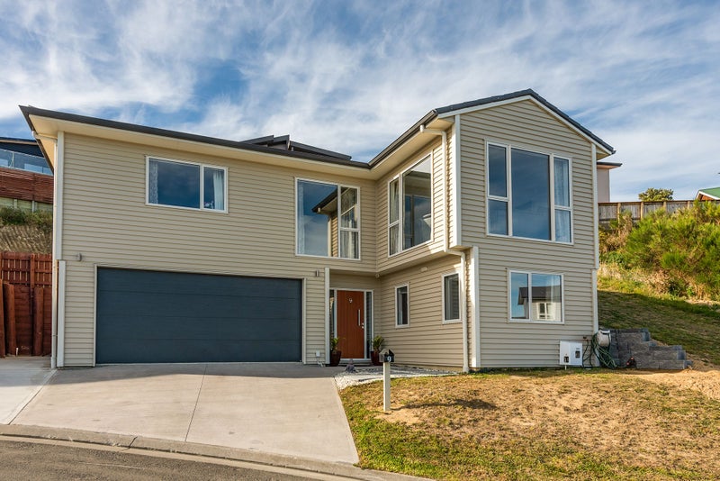 9 Cessna Way, Newlands, Wellington - Carousel 1