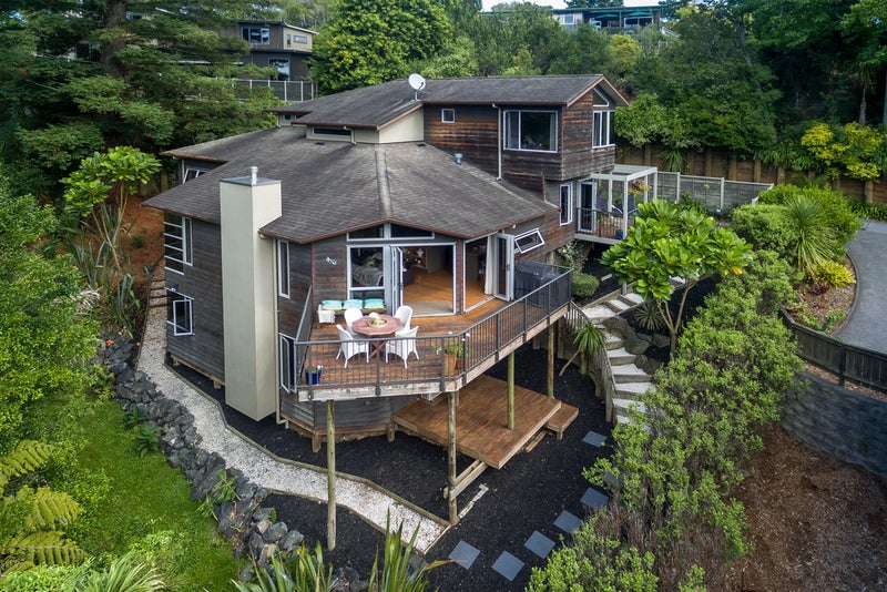 11 Bemrose Place, Cockle Bay, Auckland - Carousel 1
