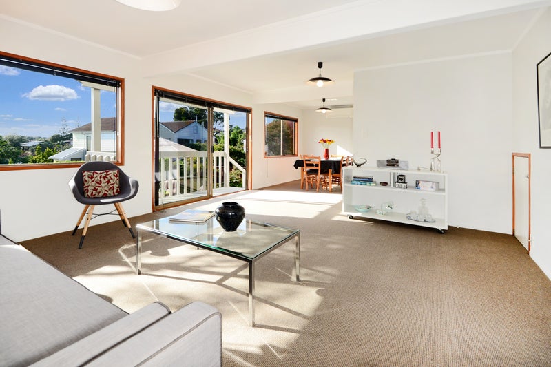 12/15 Roseberry Avenue, Birkenhead, Auckland - Carousel 2