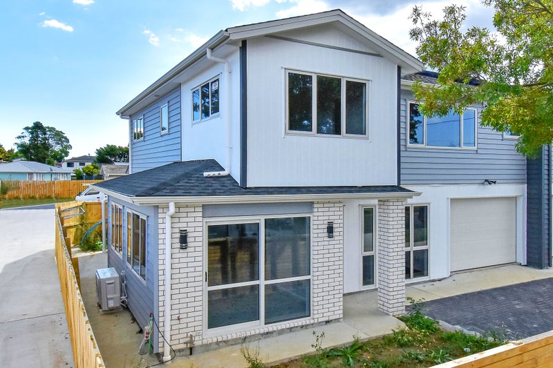 27 Margaret Road, Papatoetoe, Auckland - Carousel 1