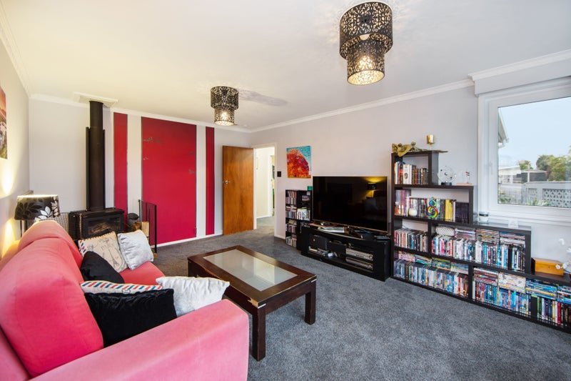 8 Stanton Crescent, Hoon Hay, Christchurch - Carousel 2
