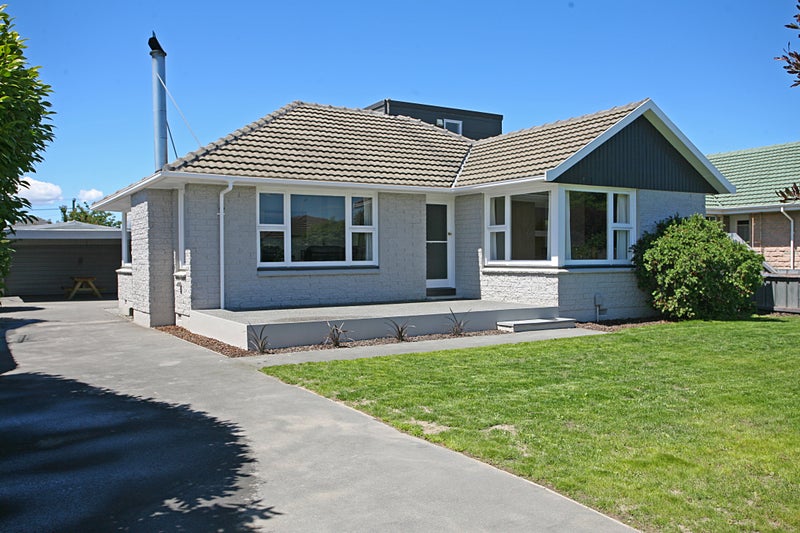 8 Blankney Street, Hornby, Christchurch - Carousel 1
