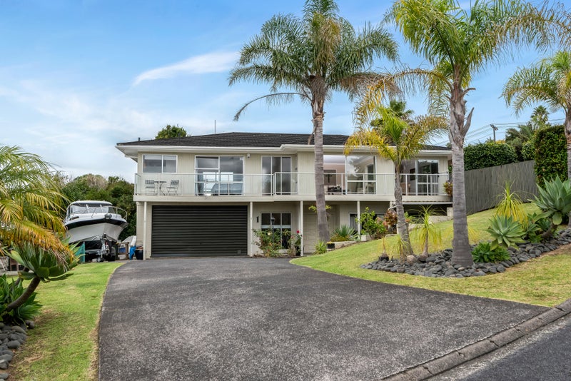 1 Gibson Place, Mellons Bay, Auckland - Carousel 2
