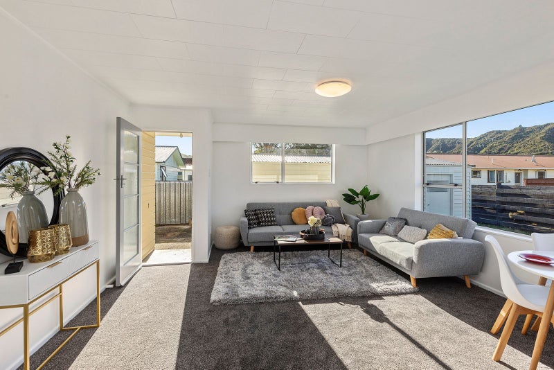 2/312 WELLINGTON RD, Wainuiomata, Lower Hutt - Carousel 1