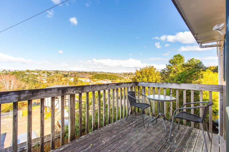 7/31 Swanson Road, Henderson, Auckland - Carousel 10